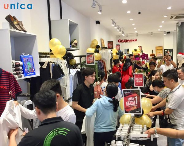 Đẩy mạnh tương tác với khách hàng