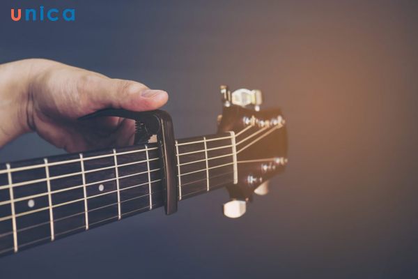 Capo guitar có cần thiết không