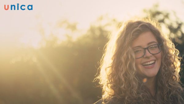 Nhận biết ảnh ngược sáng là việc quan trọng để có thể điều chỉnh và xử lý kịp thời