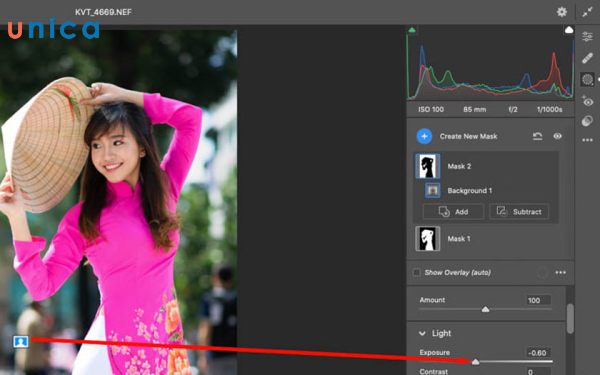 Giảm Exposure để làm tối phông nền