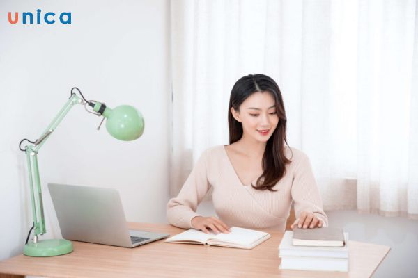 Tập trung cao độ khi làm việc