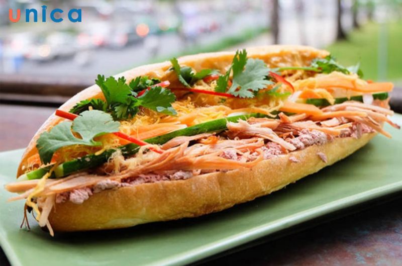 Bánh mì pate trứng