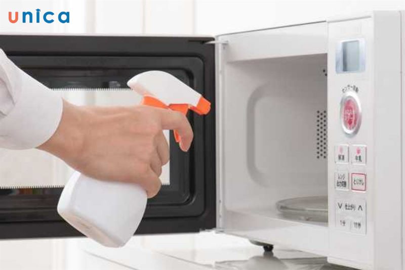 Cách vệ sinh lò vi sóng