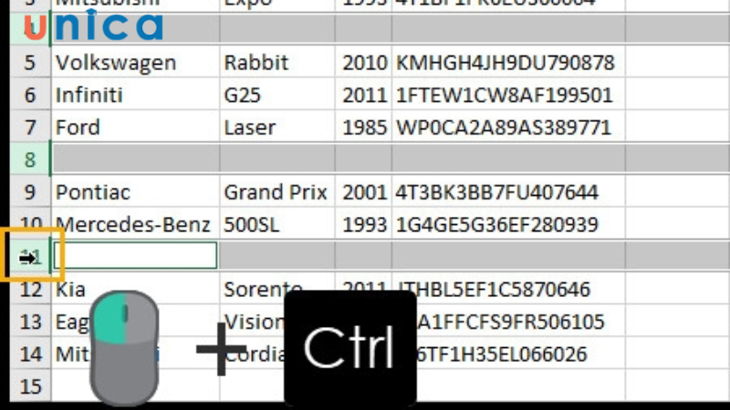 Kích chuột trái vào dòng trống cần xóa, giữ phím Ctrl