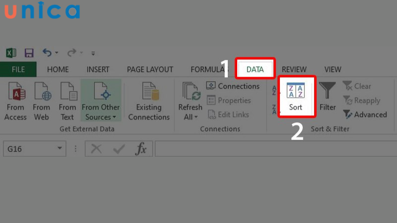 Trên thanh công cụ để mở thẻ DATA > chọn Sort