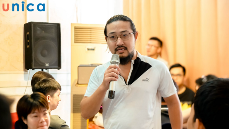 Hoạt động thảo luận nhóm