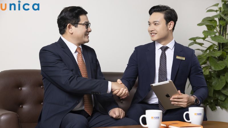 Khi vay vốn huy động nên có sự tham gia của luật sư