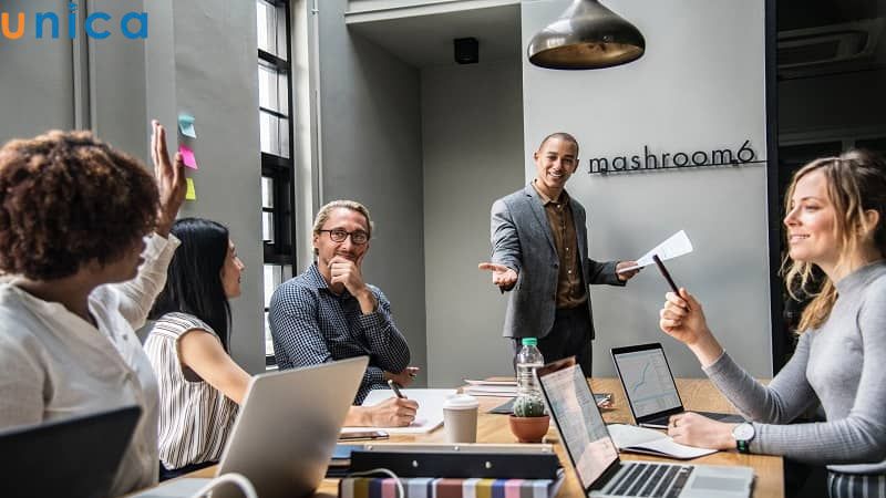 Theo dõi và điều chỉnh nội quy công ty cho phù hợp