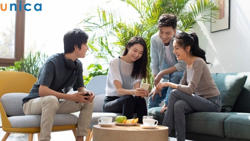 Đặc điểm nổi bật của người có EQ cao là khả năng đồng cảm sâu sắc