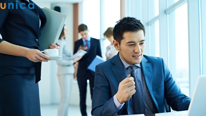 CCO - Giám đốc kinh doanh - phối hợp chặt chẽ với các phòng ban