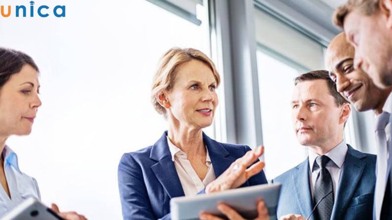 C-Level cần am hiểu biết sâu sắc về lĩnh vực mà doanh nghiệp đang hoạt động