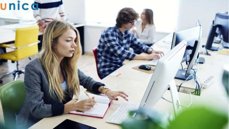Thuyên chuyển công tác mang lại nhiều lợi ích cho doanh nghiệp và người lao động