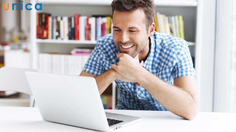 Cập nhật tiến độ công việc của nhân viên thường xuyên để kịp thời hỗ trợ khi cần