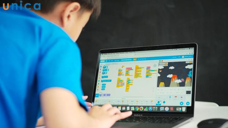 Scratch giúp trẻ rèn luyện tư duy logic và giải quyết vấn đề