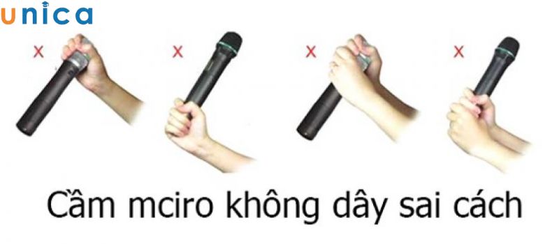 MC cần cầm micro đúng cách để âm thanh phát ra rõ nhất