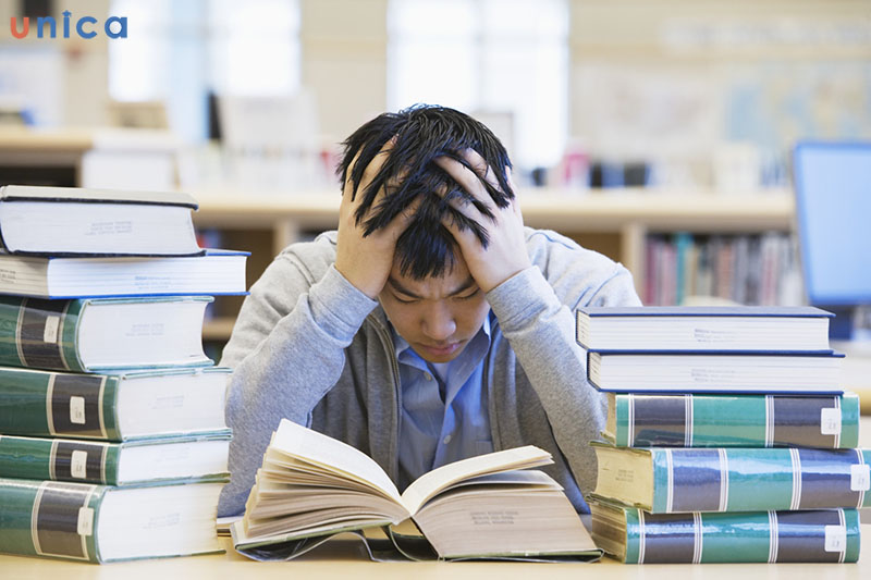 Học nhiều ngôn cùng lúc sẽ gặp không ít khó khăn