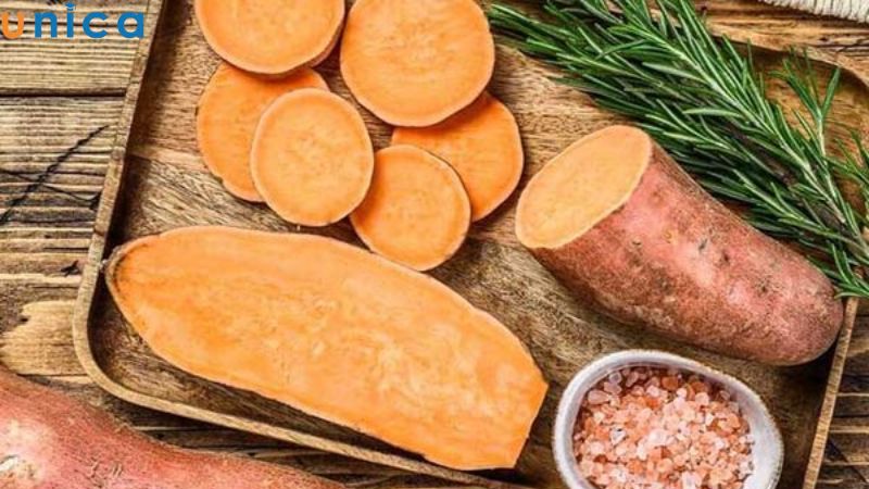 Khoai lang cung cấp vitamin A và sắt cần thiết