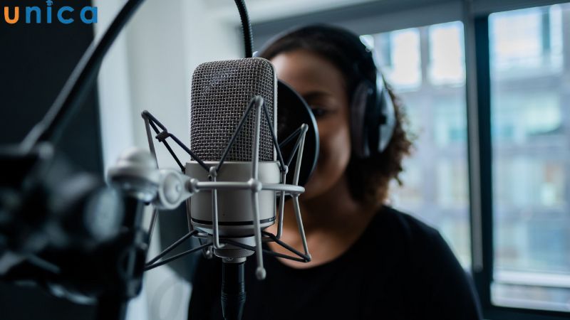 Voice Over là gì?