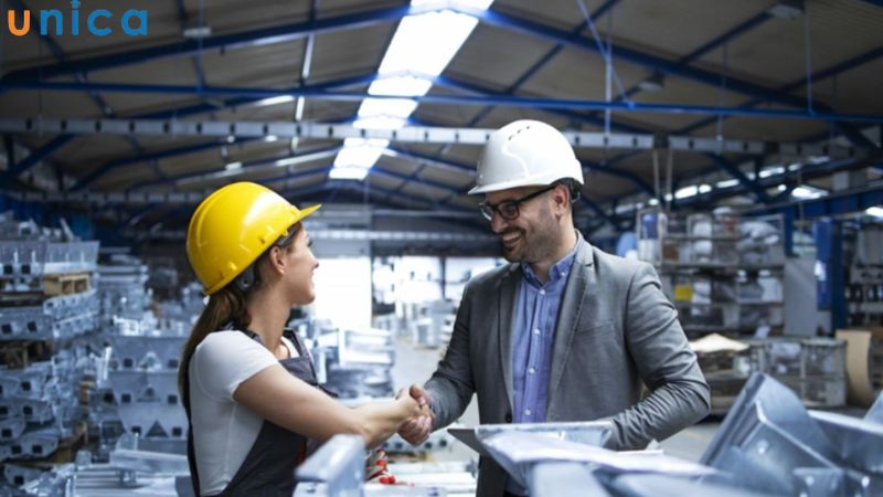 CPO đảm nhiệm nhiều vị trí giúp đảm bảo hoạt động sản xuất diễn ra suôn sẻ