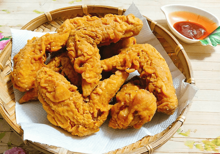 cánh gà tẩm bột chiên giòn chuẩn KFC
