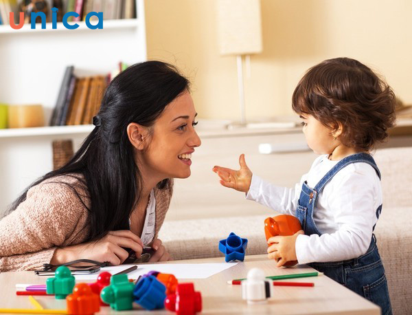 Dạy trẻ qua trò chơi tìm đồ vật