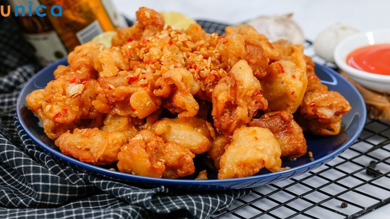 Chiên sụn gà cho đến khi vàng ruộm