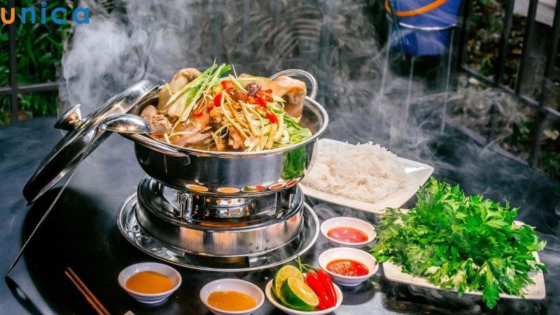 Thành phẩm món lẩu dê thơm ngon như ngoài hàng