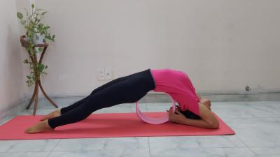 Wheel Yoga - Thư giãn và chinh phục - LÊ THỊ HIỀN