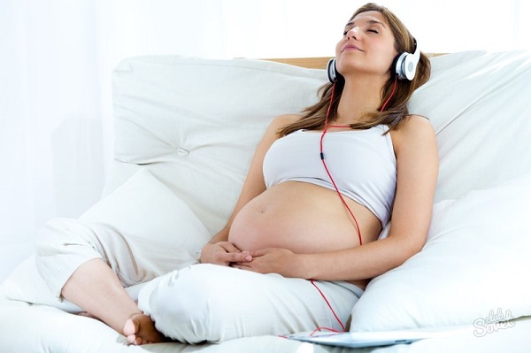 Nhạc giao hưởng cho bà bầu có tốt cho thai nhi hay không