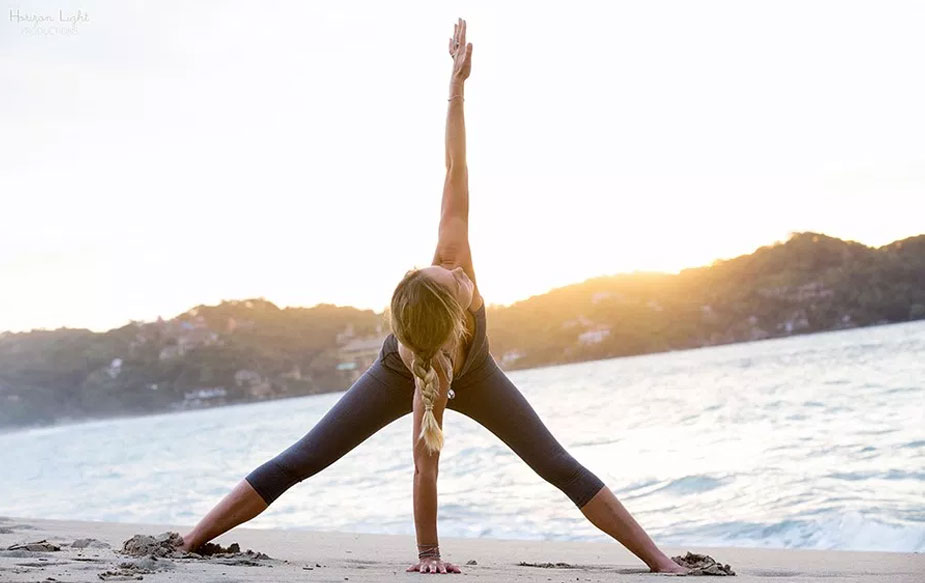 7 Tư thế Yoga dáng đẹp giúp bạn cải thiện vóc dáng hoàn hảo